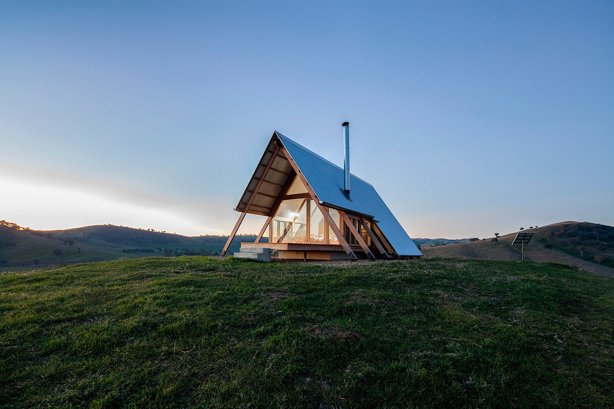 A Unique Place To Retreat At Australian JR's Hut On The Range