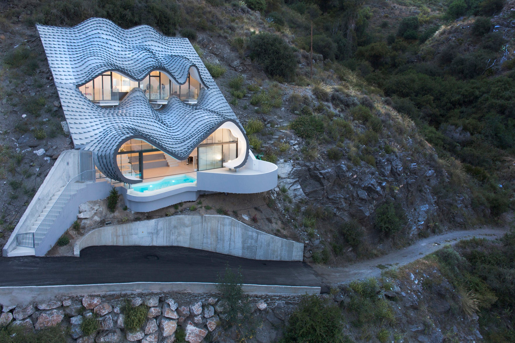 Sunday Escape "House On The Cliff" With Cavernous Zinc-Shingled Roof