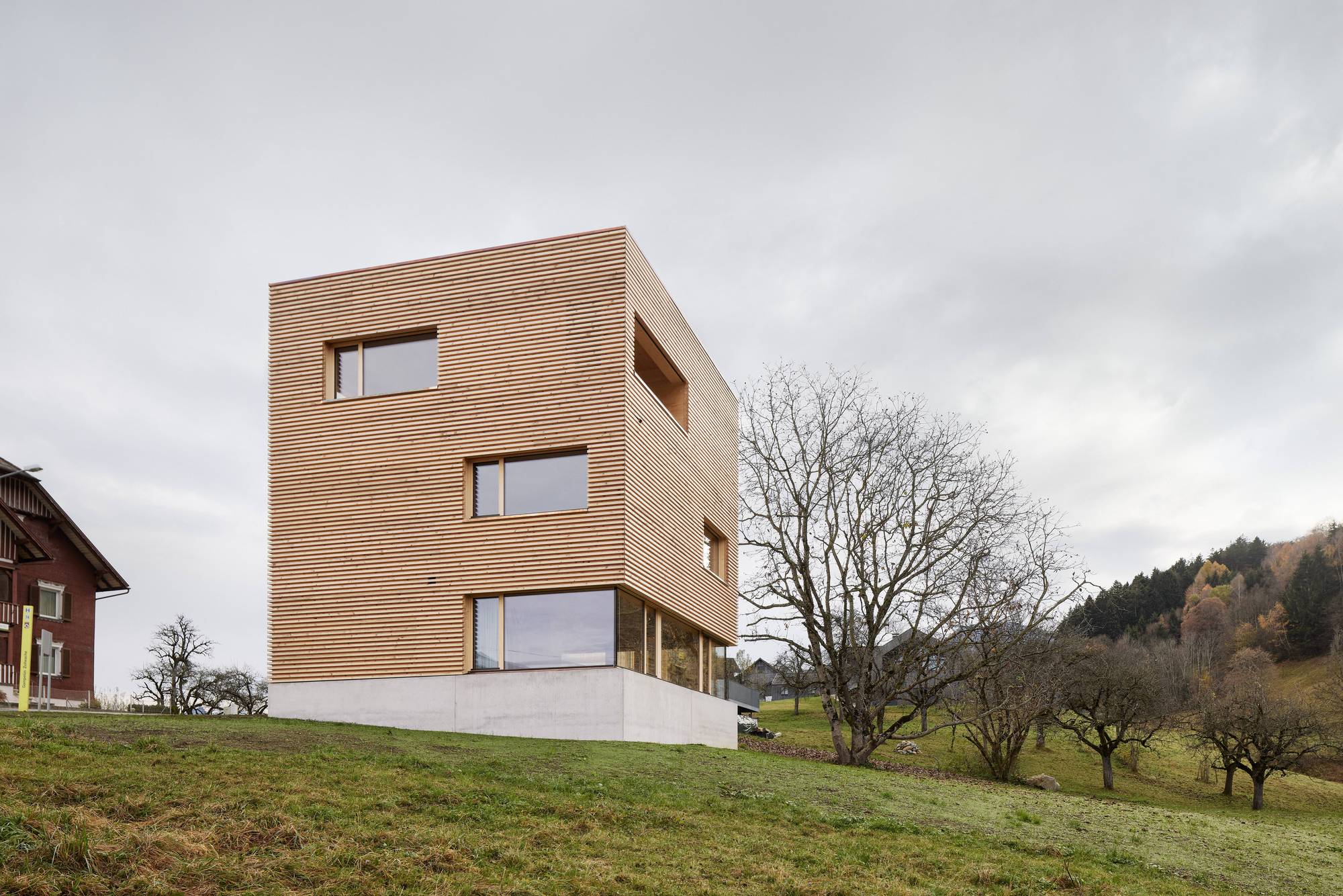 A Cube Home Was Built In Austria Utilizing Timber From The Owner's Private Forest