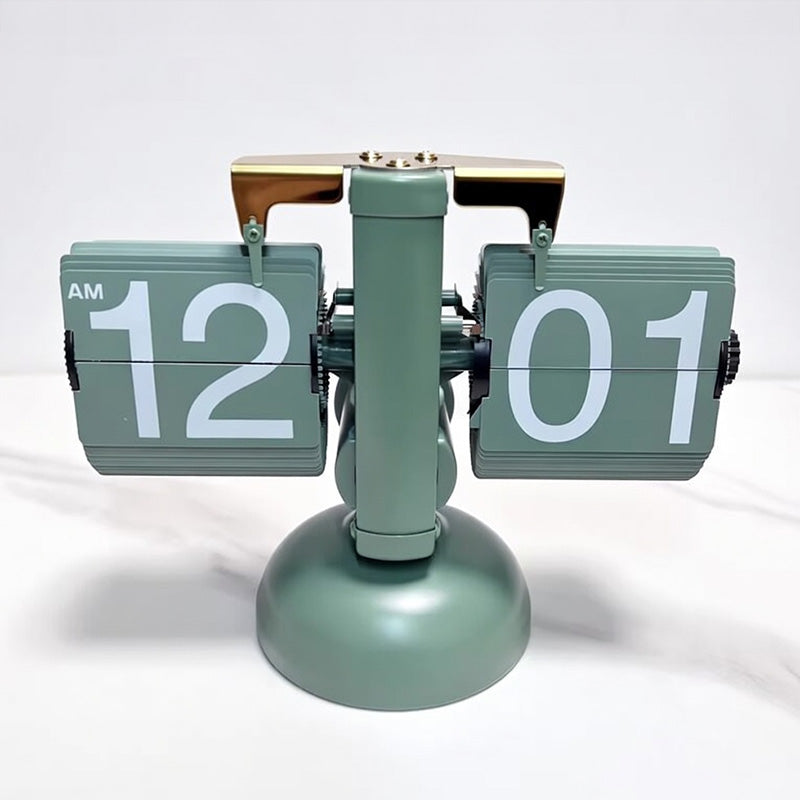 Retro Nordic Scale Flip Clock