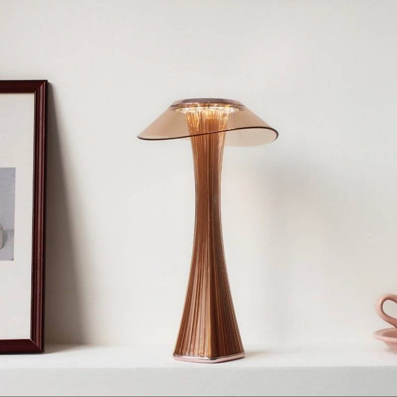 Kyan Table Lamp