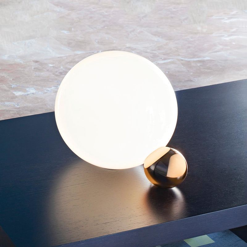 Fera Table Lamp