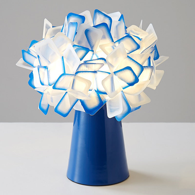 Fleur Table Lamp