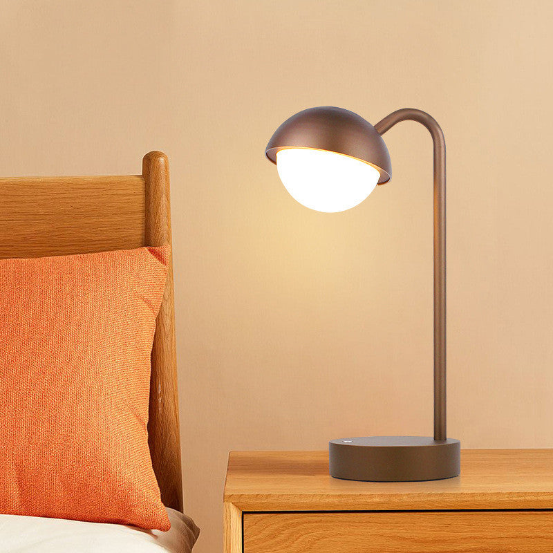 Mezzo Table Lamp