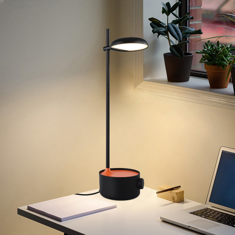 Palo Table Lamp