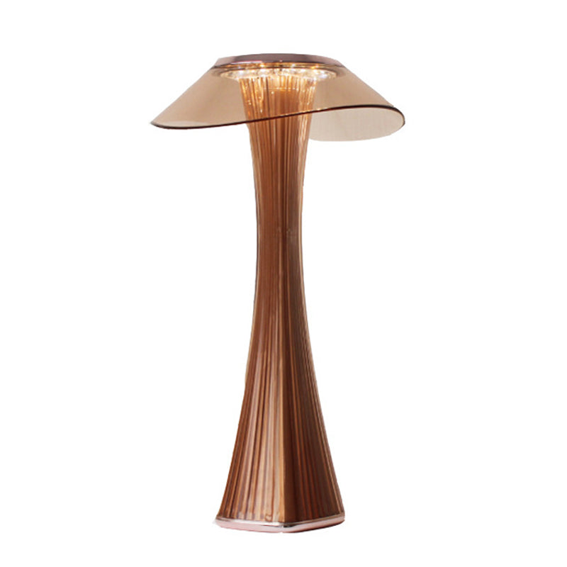 Kyan Table Lamp