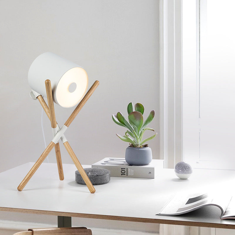 Staiv Table Lamp