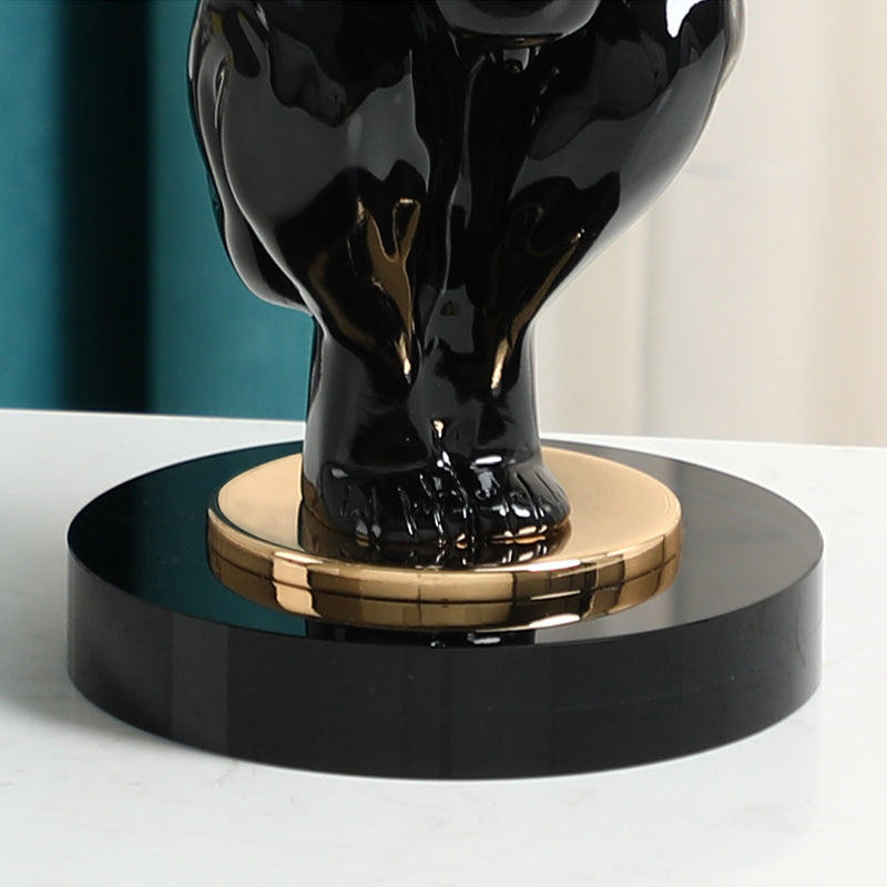 Tannis Armens Might Clock