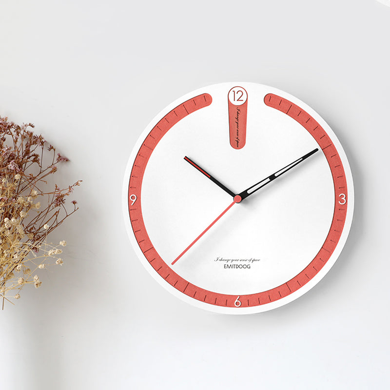 EMITDOOG Round Point Wall Clock