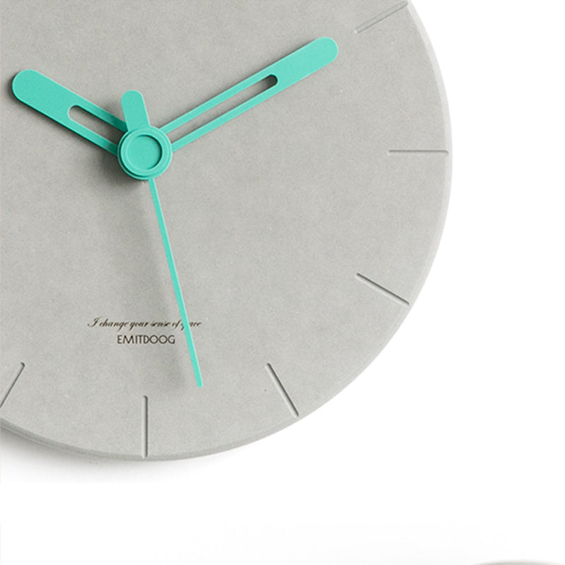 EMITDOOG Point Gray Wall Clock