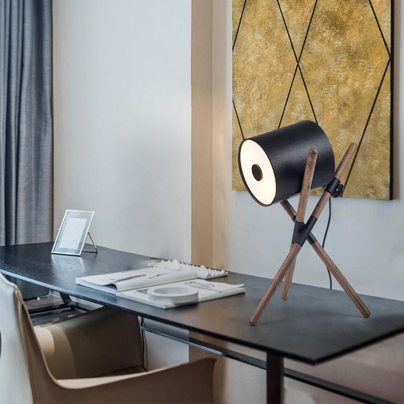 Staiv Table Lamp