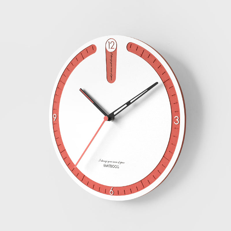 EMITDOOG Round Point Wall Clock