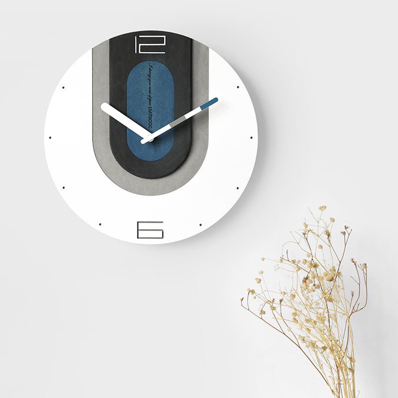 EMITDOOG Focal Point Wall Clock