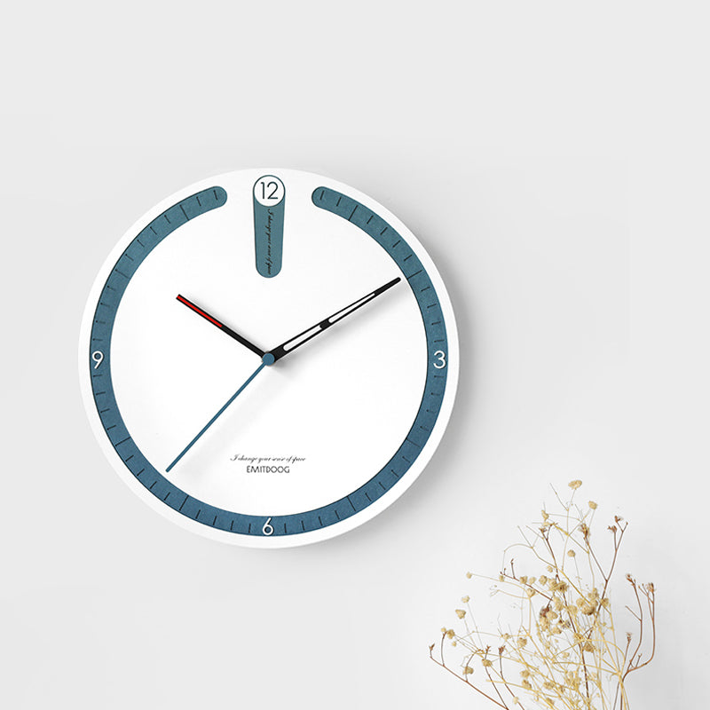EMITDOOG Round Point Wall Clock