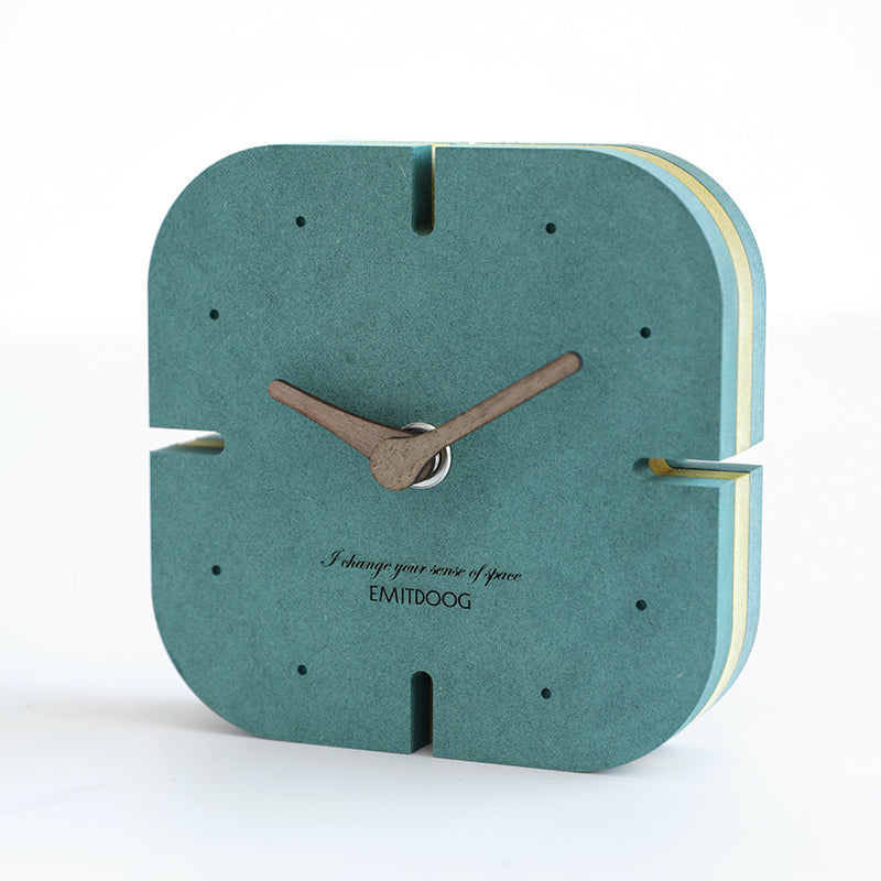 EMITDOOG Square Minimalist Forescoler Clock