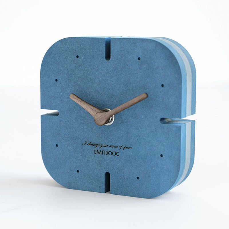 EMITDOOG Square Minimalist Forescoler Clock