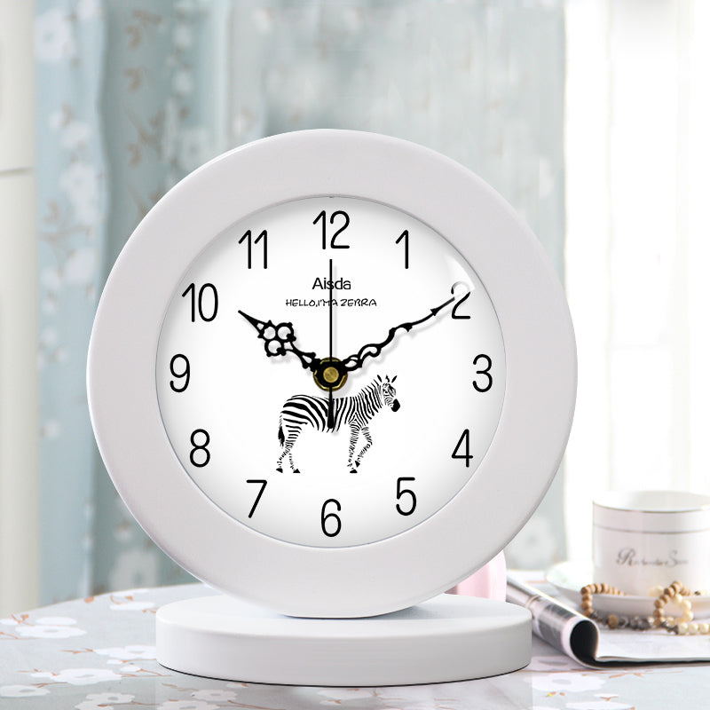 Duffaisda White Wooden Clock