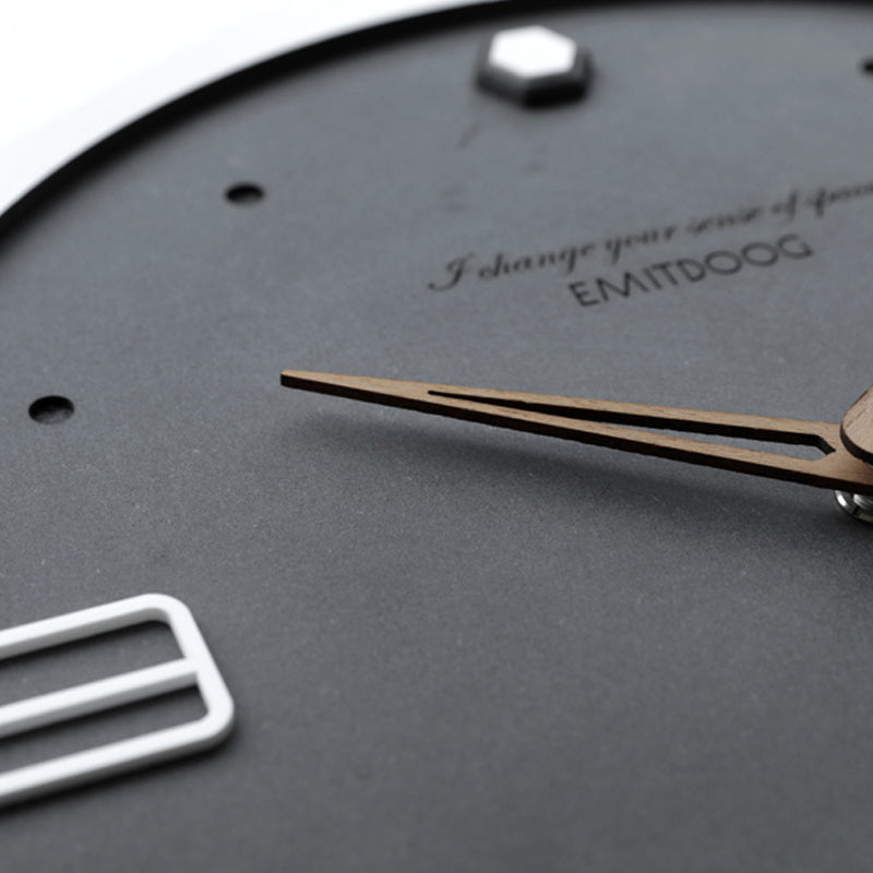 EMITDOOG Incessant Polygon Wall Clock