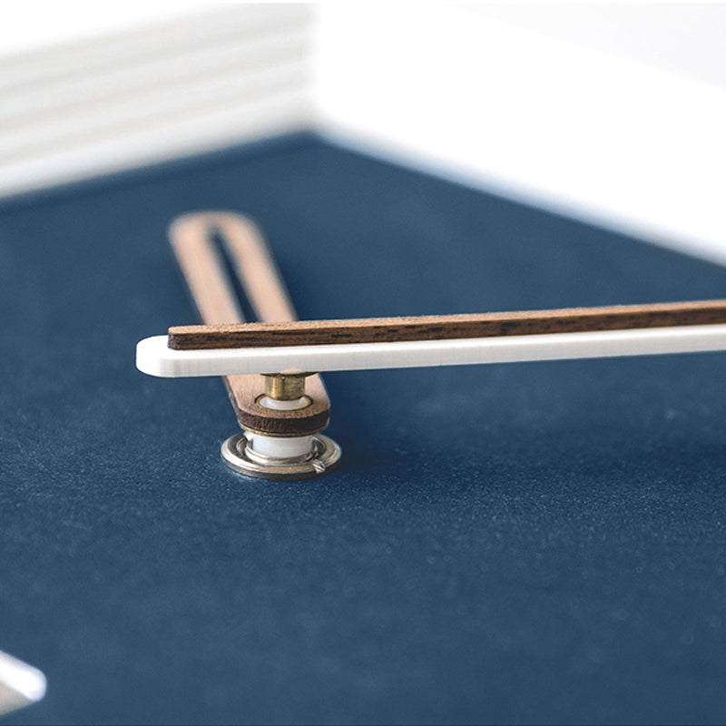 EMITDOOG Minimlist Polygonal Wall Clock