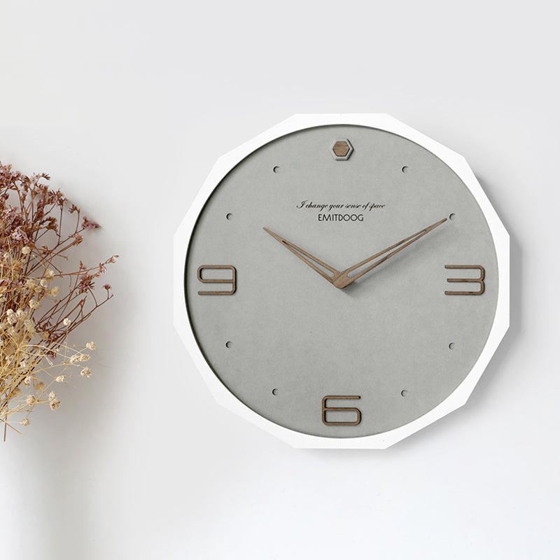 EMITDOOG Incessant Polygon Wall Clock