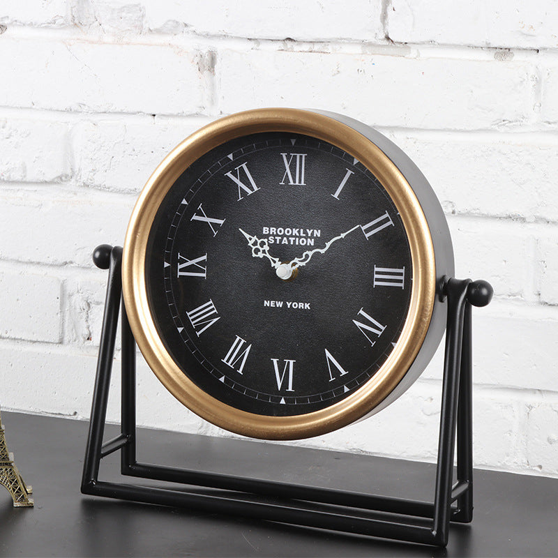 Moderna Brooklyn Black Clock