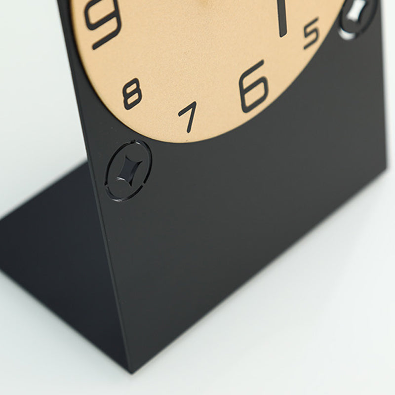 Moderna 70° Nordic Star Clock