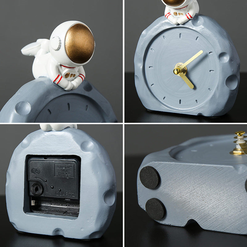 Shuttle Astronaut Clock