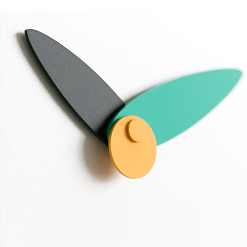 EMITDOOG Eden Leaf Wall Clock