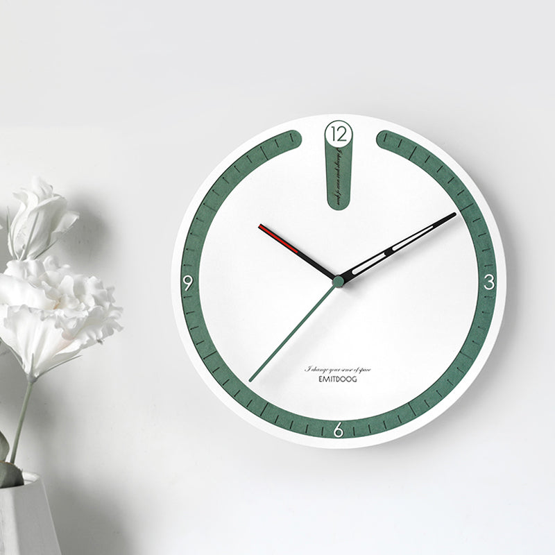EMITDOOG Round Point Wall Clock