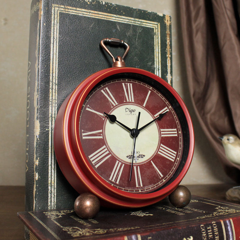 Digo Royalty Red Clock