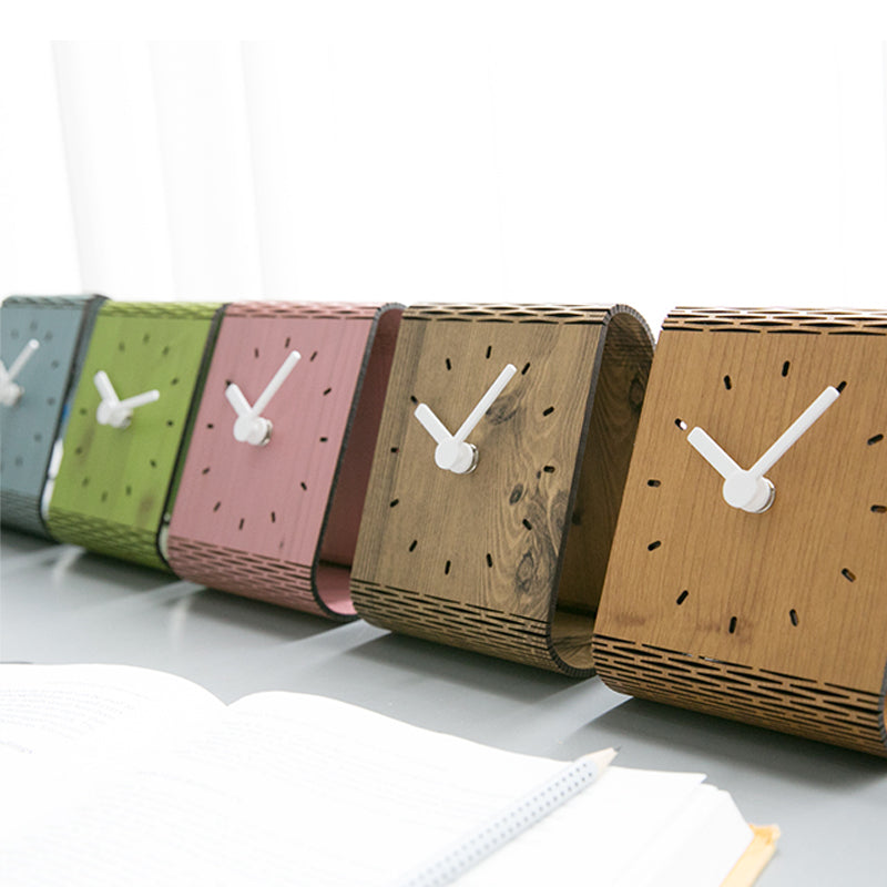 Chanian Pine Minimalist Clock