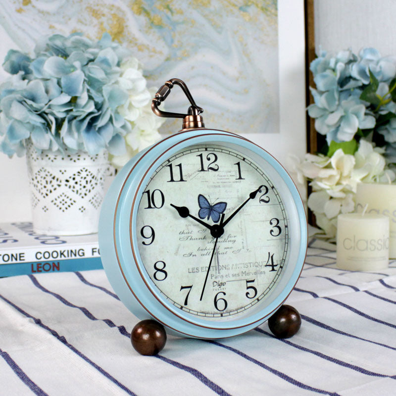 Digo Vintage Blue Clock