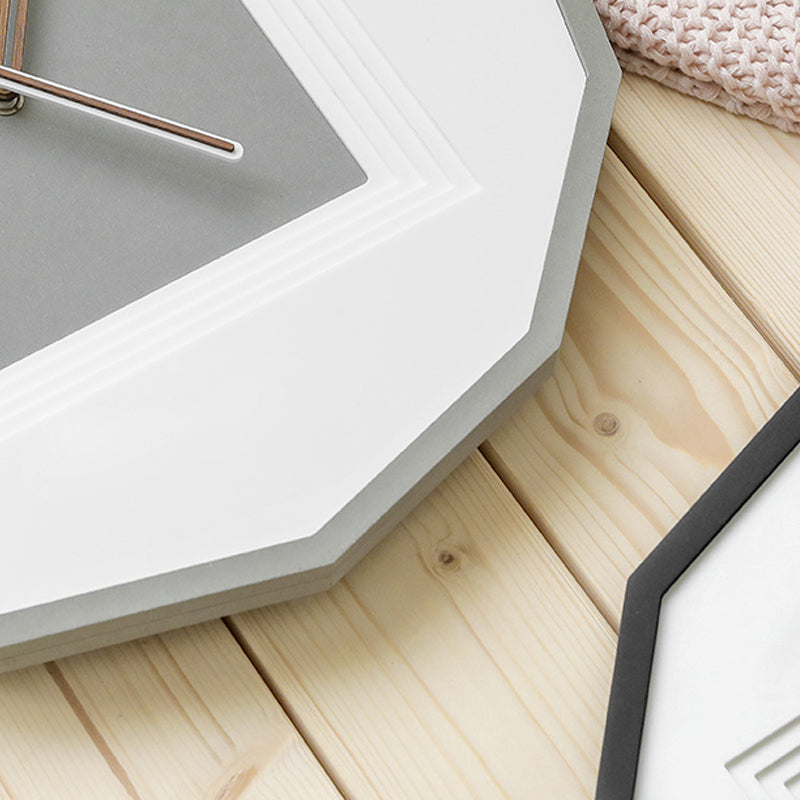 EMITDOOG Minimlist Polygonal Wall Clock