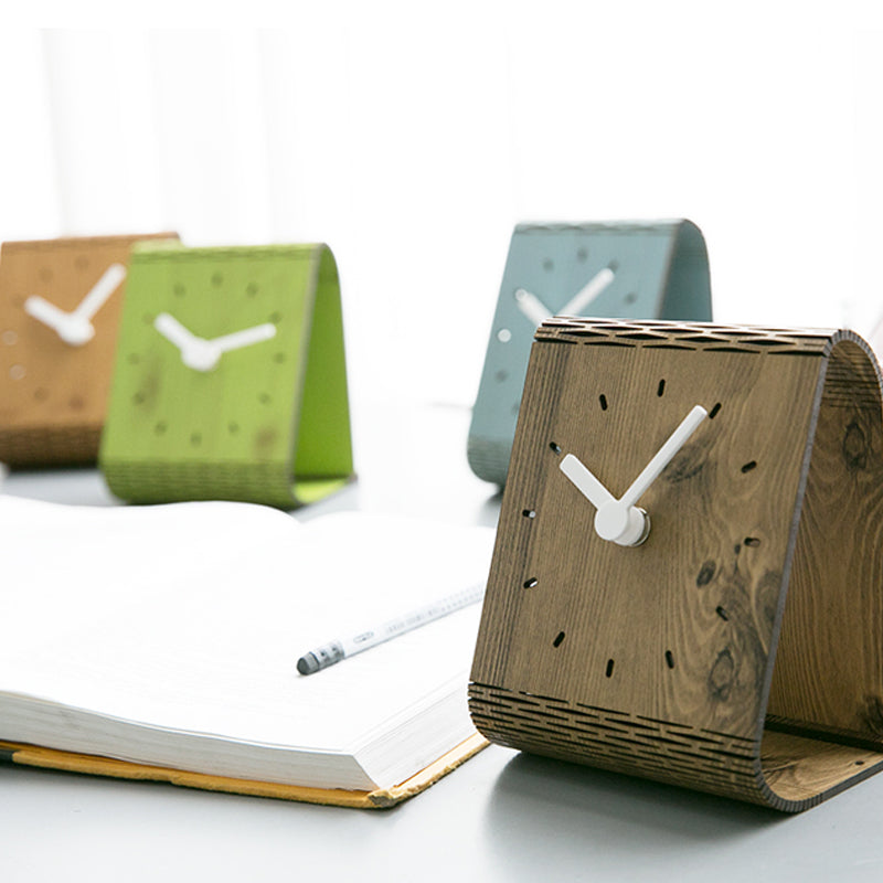 Chanian Pine Minimalist Clock