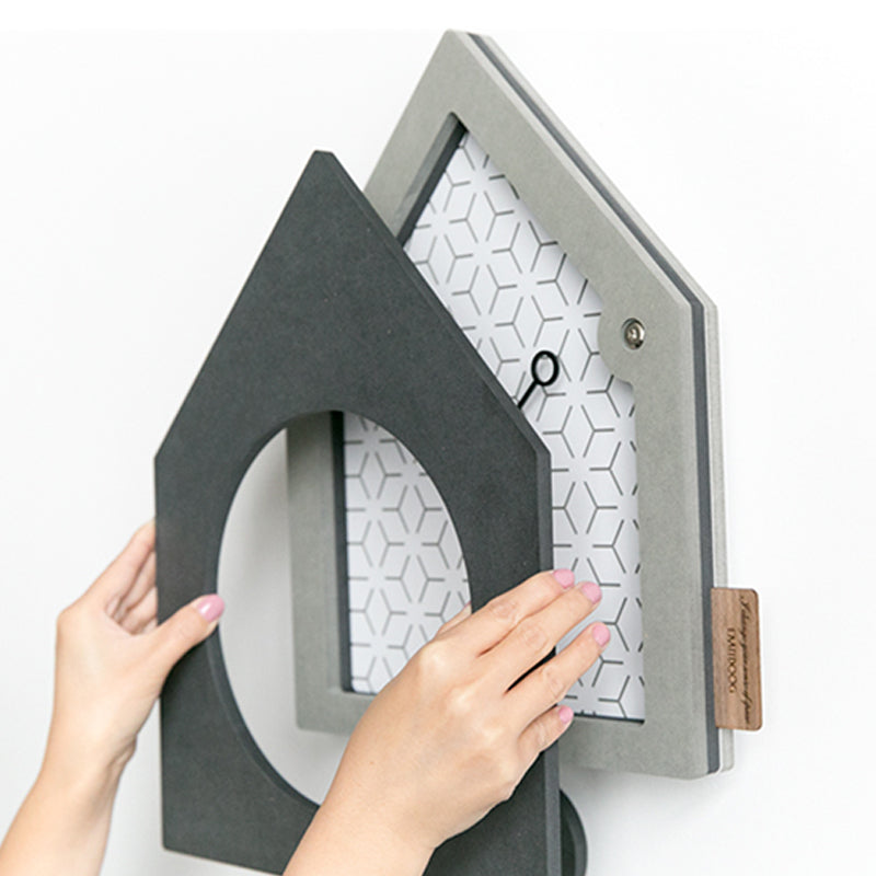 EMITDOOG Cozy Home Pendulum Wall Clock