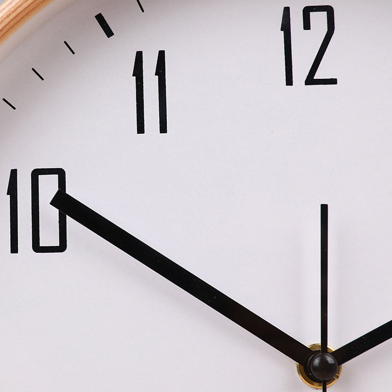 IONA Minimalist Stand 9 Inch Clock