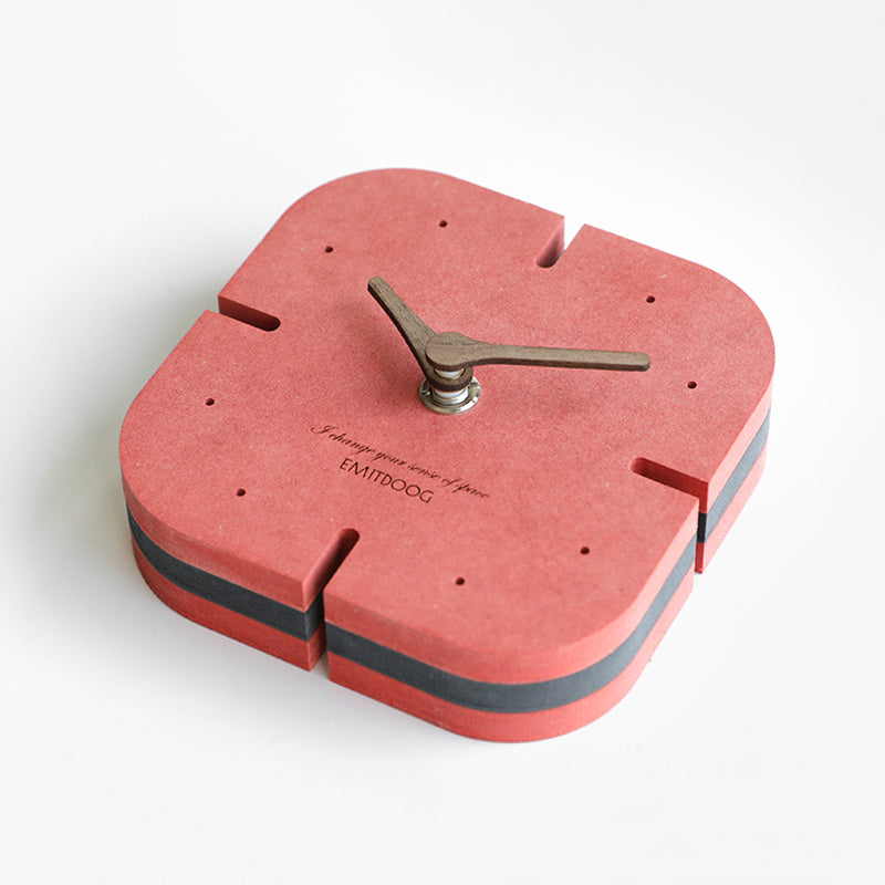 EMITDOOG Square Minimalist Forescoler Clock