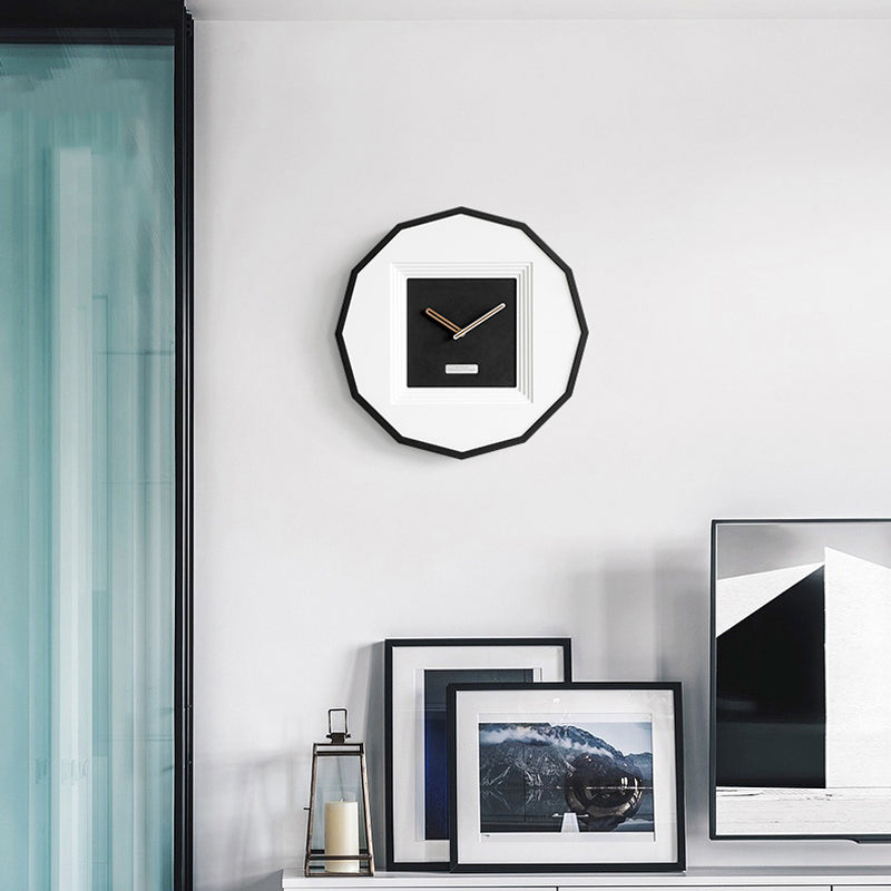 EMITDOOG Minimlist Polygonal Wall Clock