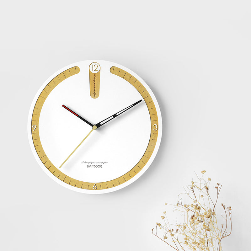 EMITDOOG Round Point Wall Clock