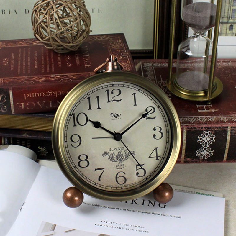 Digo Royalty Gold Clock