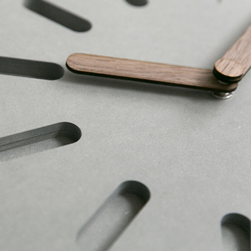 EMITDOOG Shadow Wall Clock