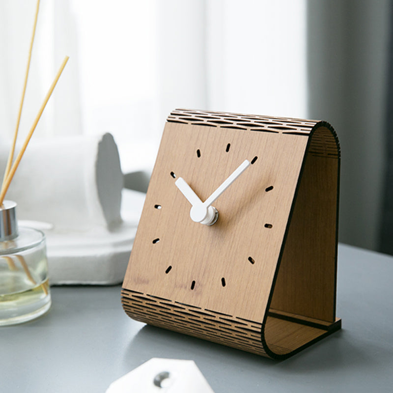 Chanian Pine Minimalist Clock