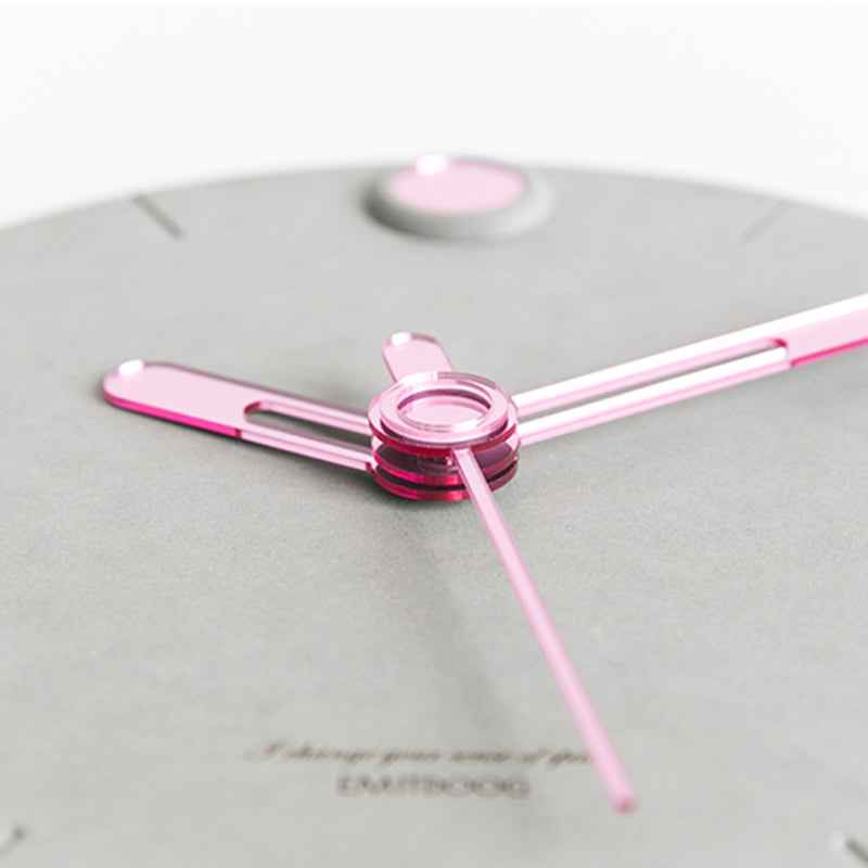 EMITDOOG Point Gray Wall Clock