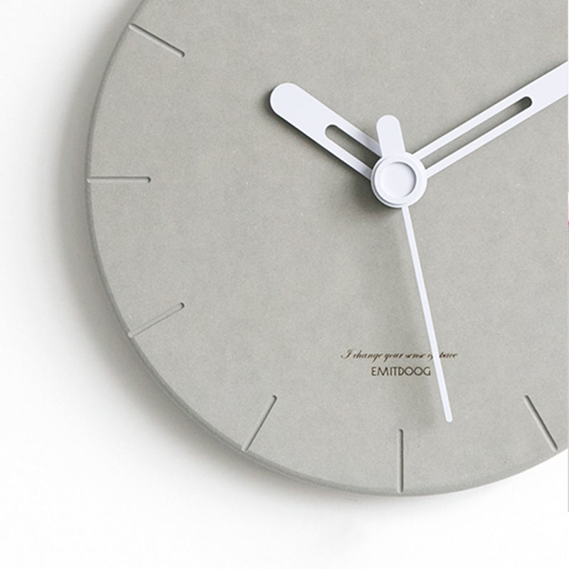 EMITDOOG Point Gray Wall Clock