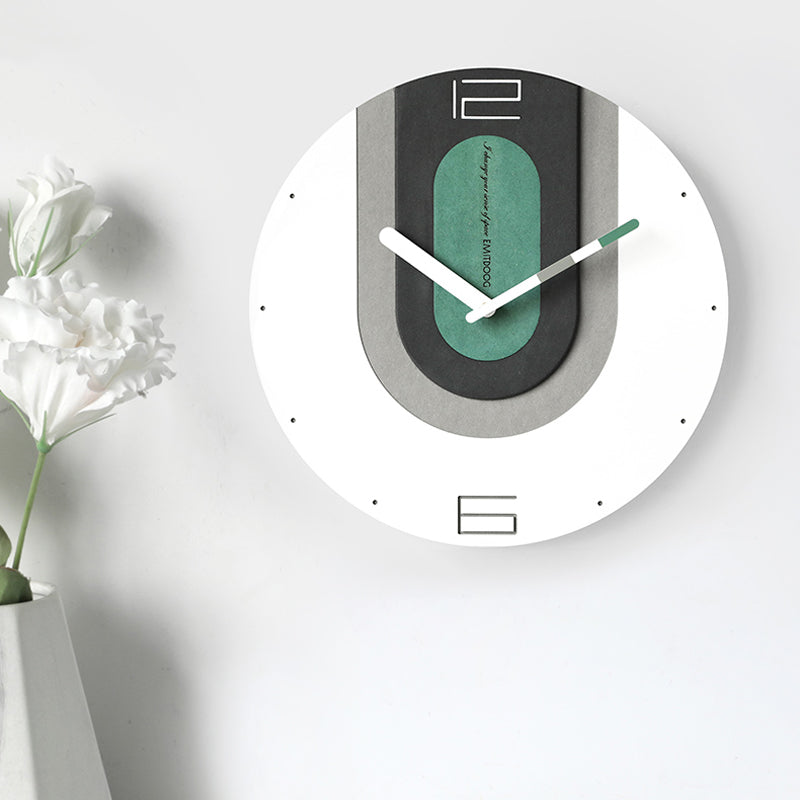 EMITDOOG Focal Point Wall Clock