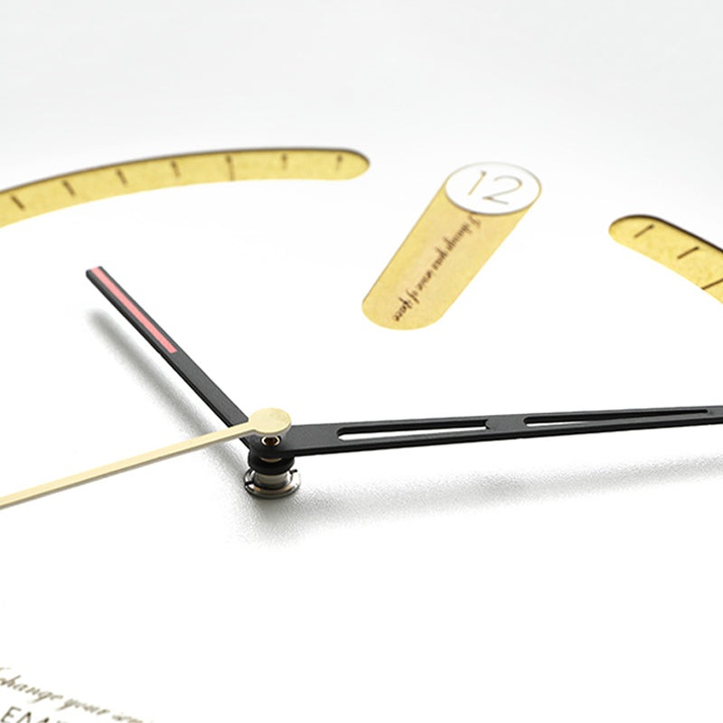 EMITDOOG Round Point Wall Clock