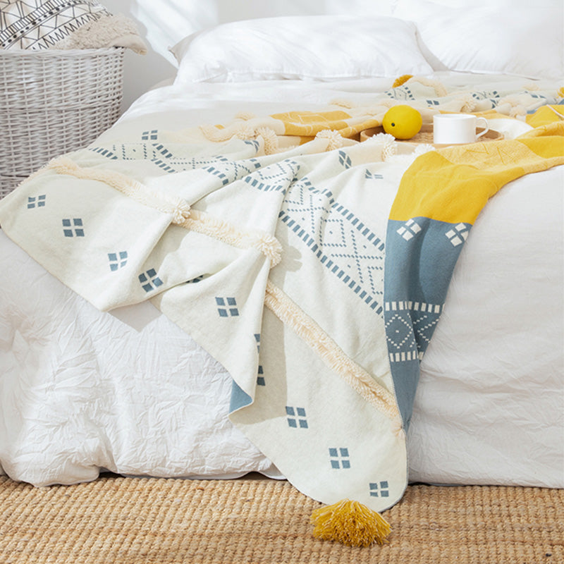 Ami Tufted Sunshine Throw