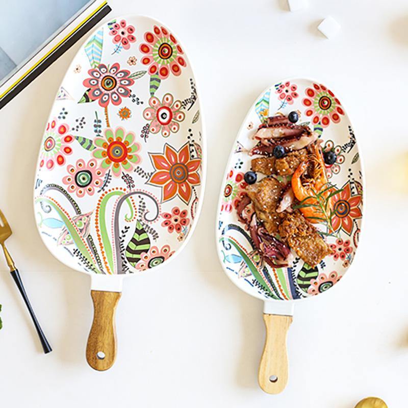 Batèk Floral Handle Ellipse Plate - TOV Collection