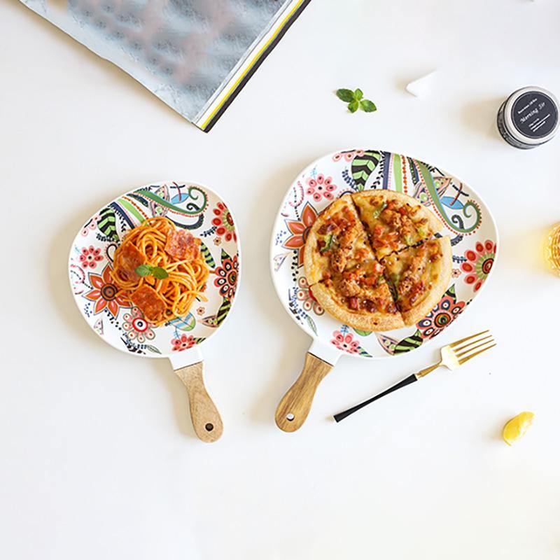 Batèk Floral Handle Plate - TOV Collection