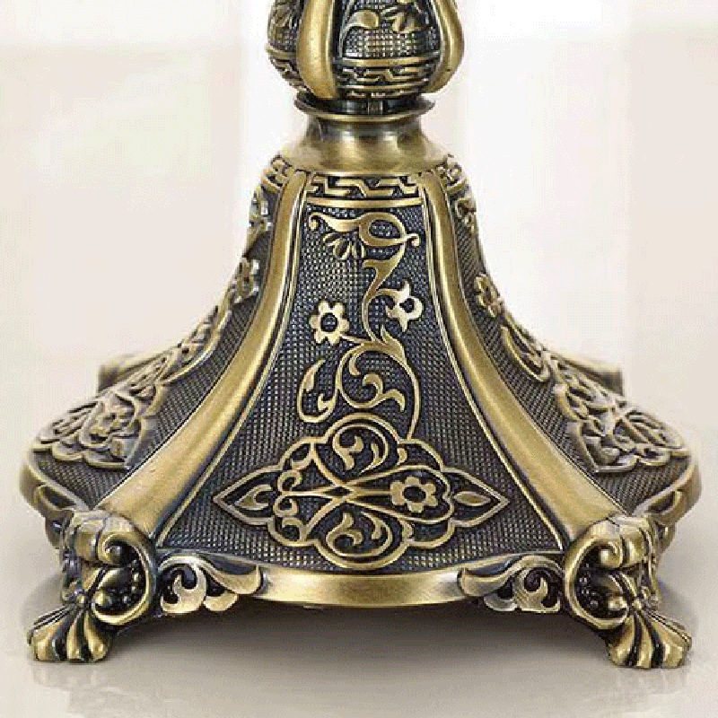 Boreg 5 Candle Light Tree Candelabra